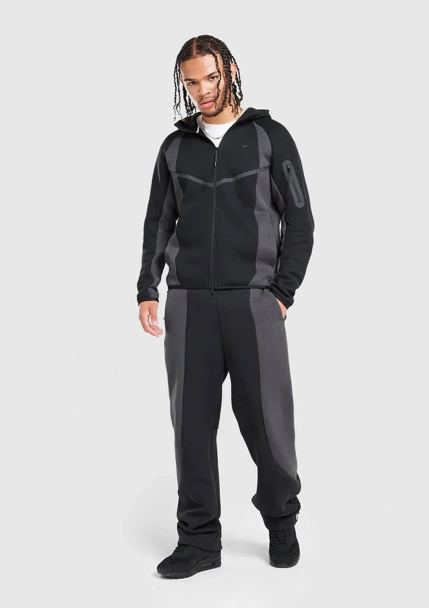 NXK|TECH FLEECE TRACKSUIT