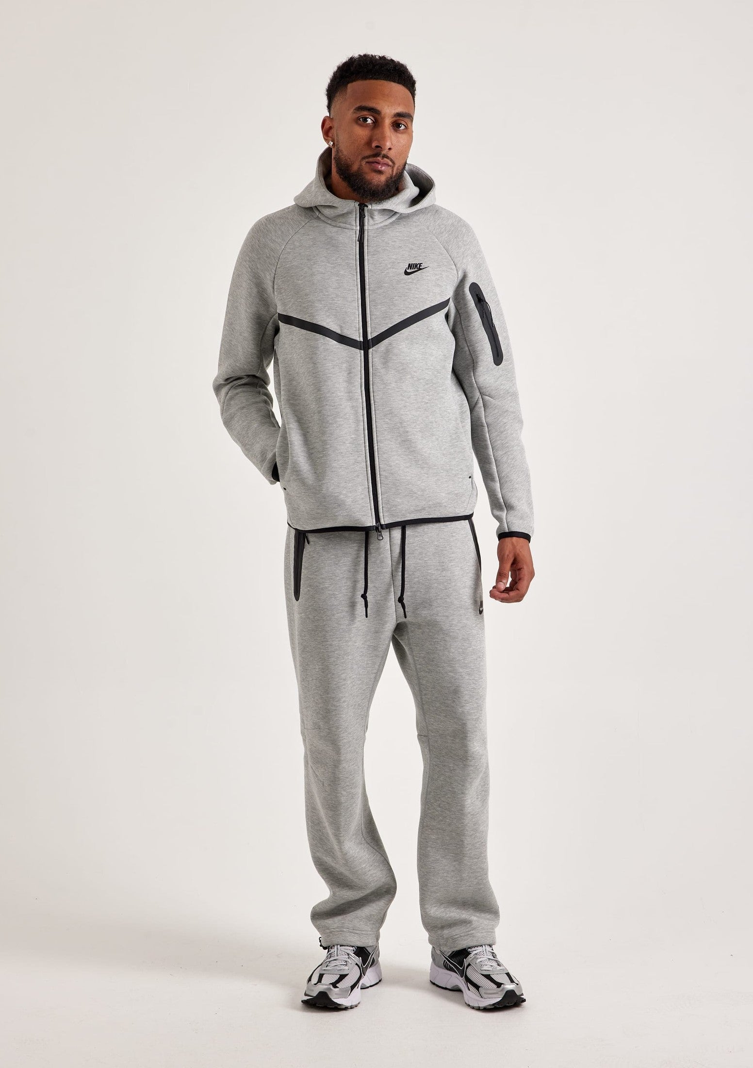 NXK|TECH FLEECE TRACKSUIT